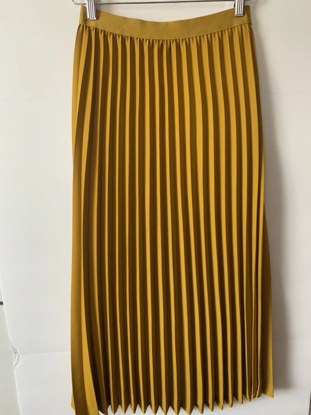 A New Day Sz XS Yellow Accordion Pleated Midi Skirt
